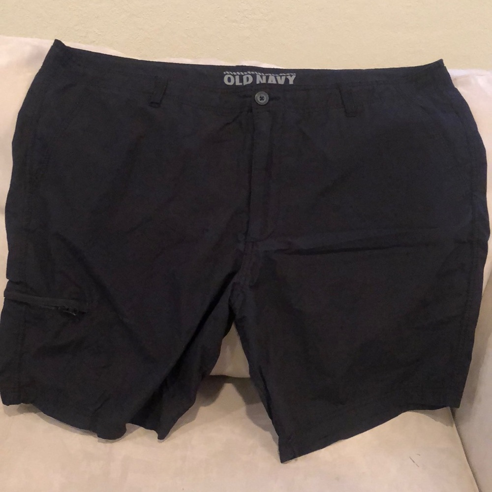 Old navy mens light weight men’s shorts